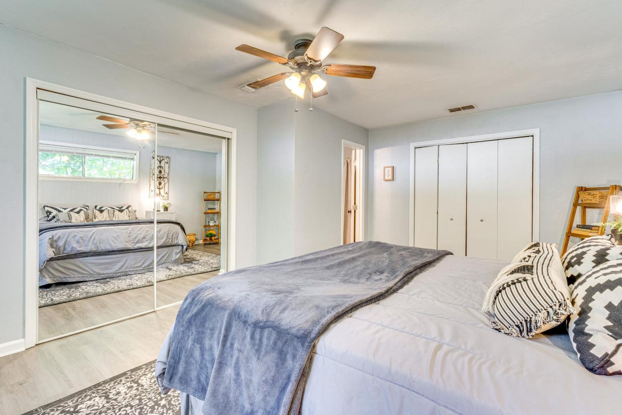 3 Miles To Fsu With Fenced Yard In Holiday home