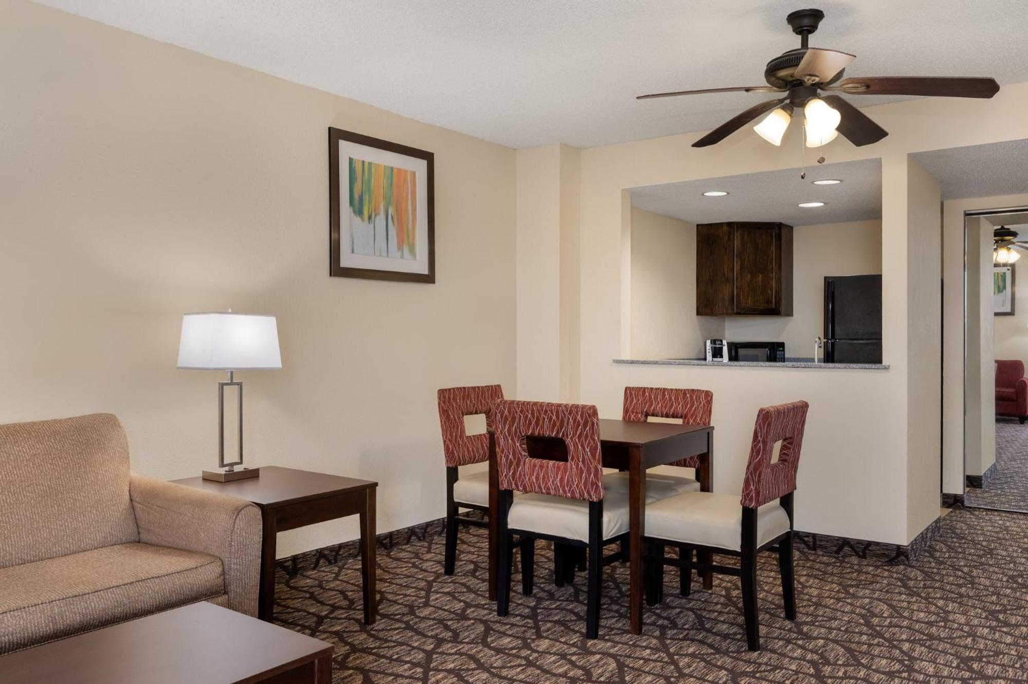 Hotel Express By Ihg Tallahassee