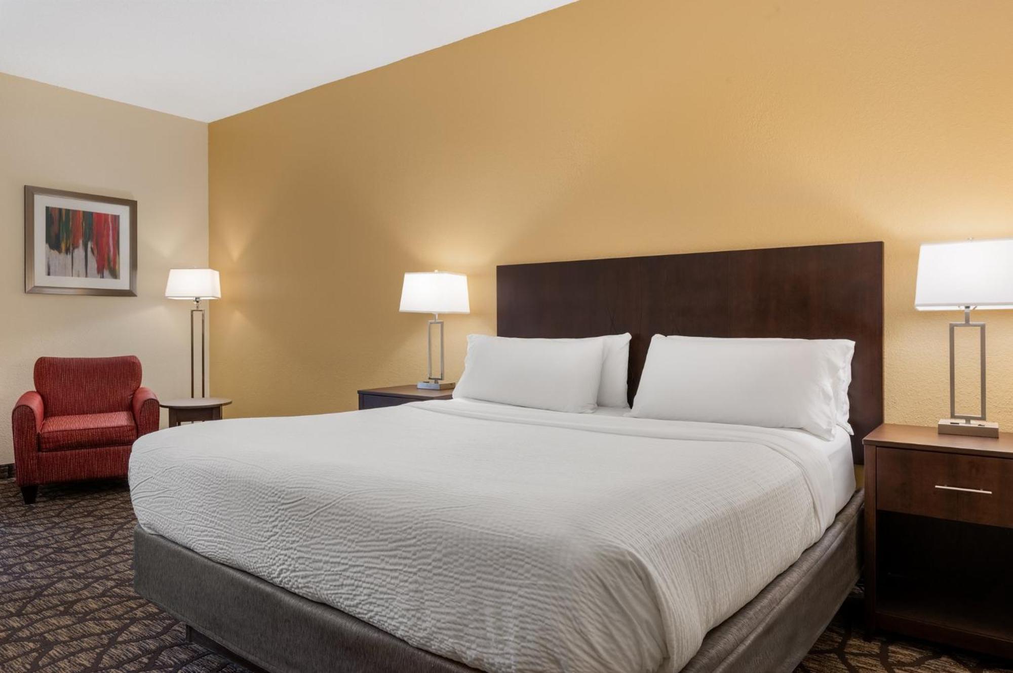 Express By Ihg Hotel Tallahassee