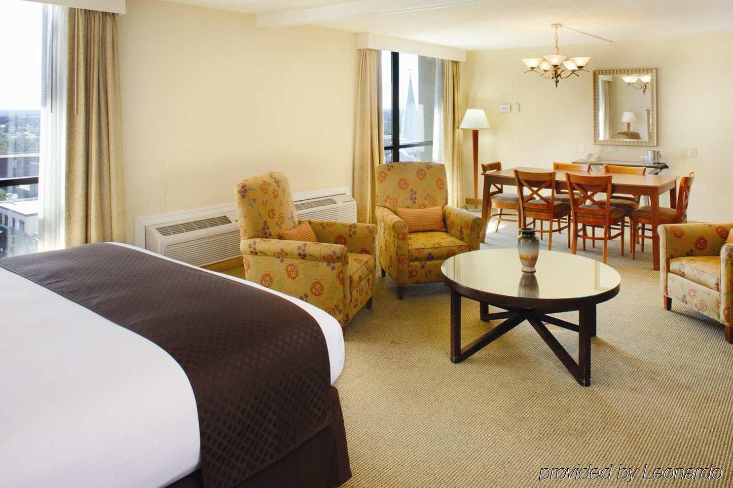Doubletree By Hilton Hotel Tallahassee