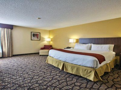 Express By Ihg Hotel