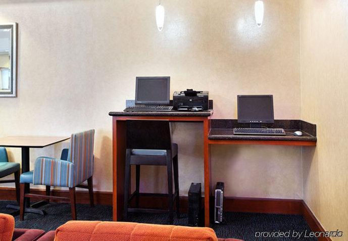 Hotel North I-10 Capital Circle 3*
