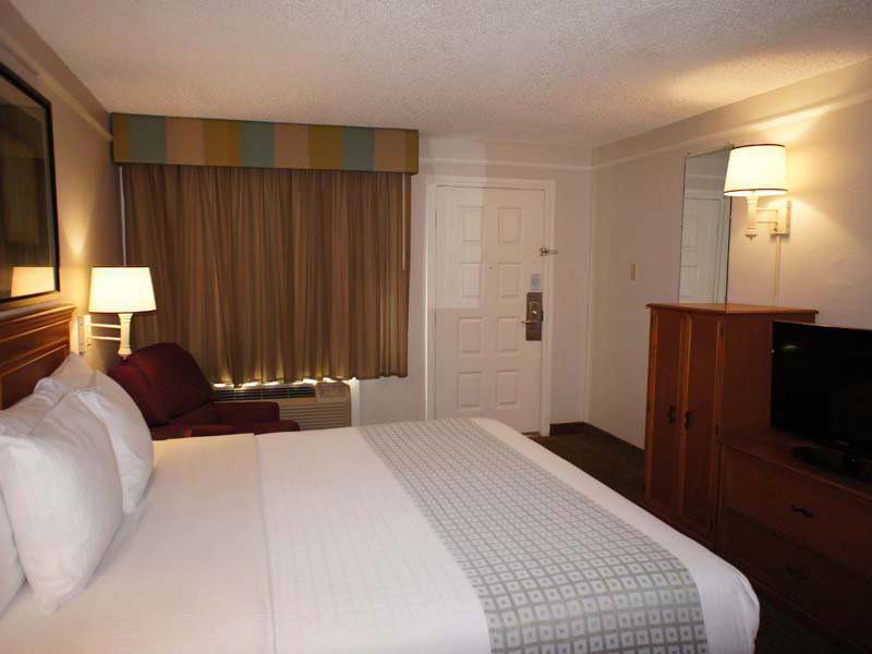 La Quinta By Wyndham North Hotel
