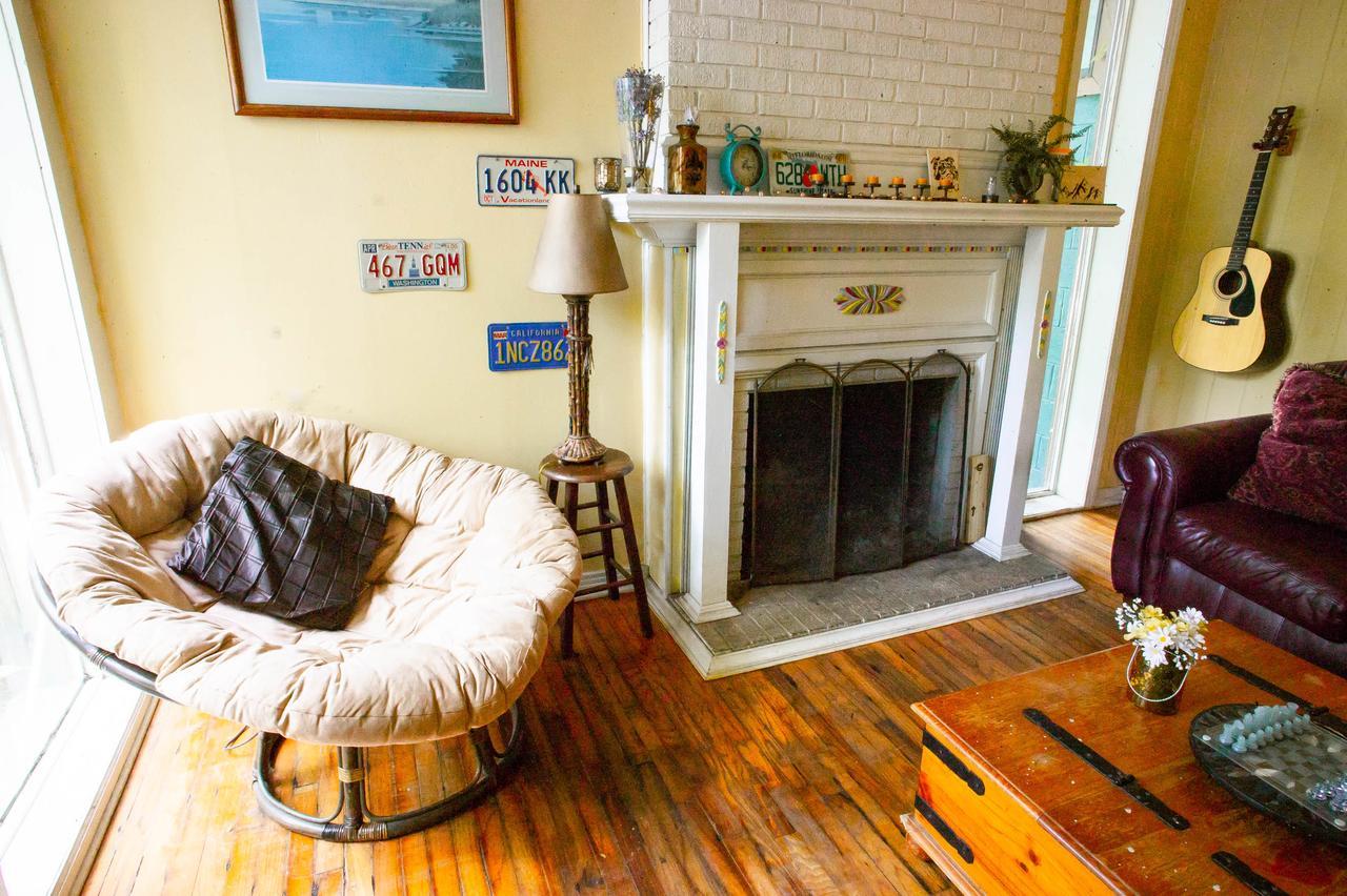 Sun & Moon Hostel Tallahassee