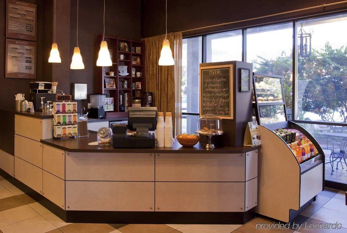 Doubletree By Hilton Hotel 3*