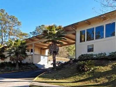 Lodge Econo Tallahassee