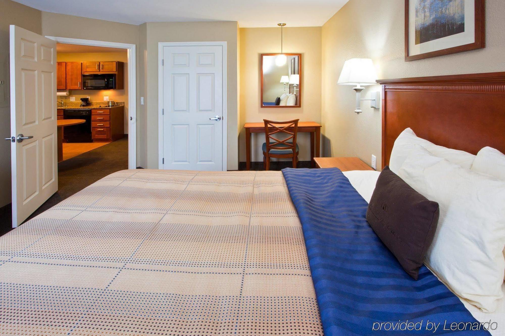 Candlewood By Ihg