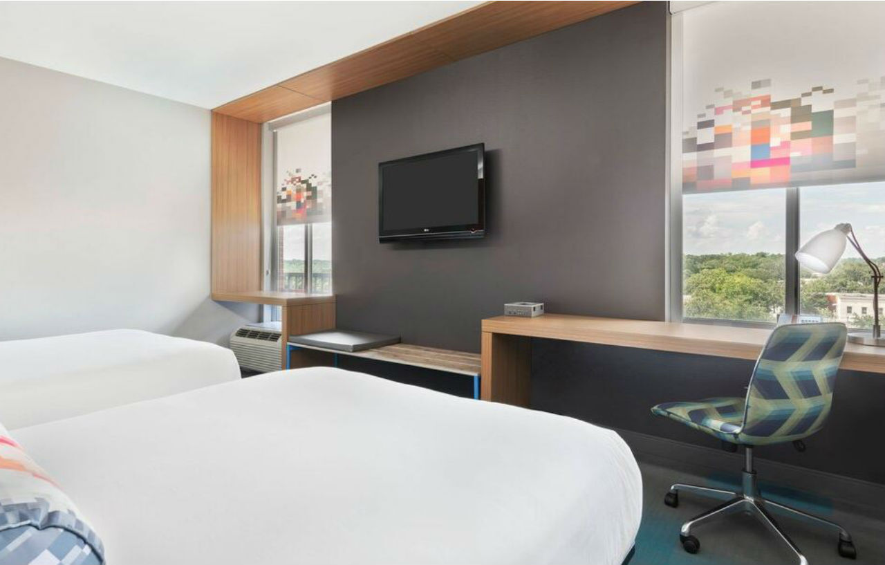 Aloft Downtown Hotel